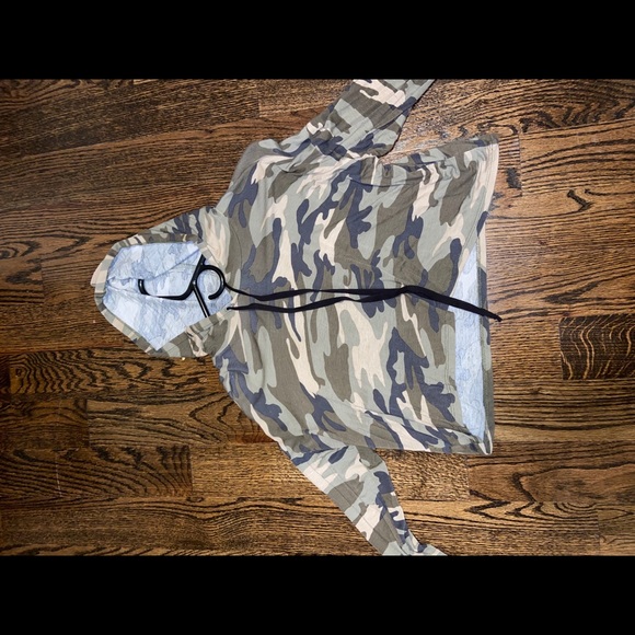 Camo long sleeve shirt cropped with hoodie - Picture 4 of 4